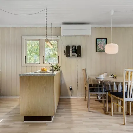 Beautiful In With Kitchen Dom wakacyjny